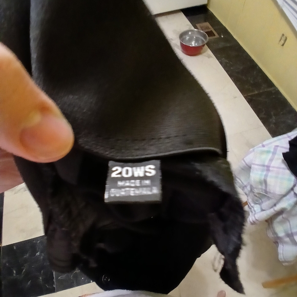 Briggs Women's Classic Black Straight Leg Pants - Picture 6 of 6